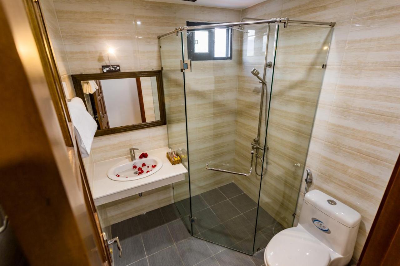 Trang Anh Hotel Nha Trang Bagian luar foto